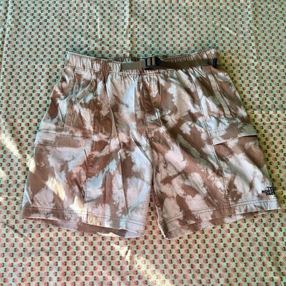 The North Face Men’s Class V Belted Shorts Brown Tie Die 5 in M EUC - Picture 2 of 7